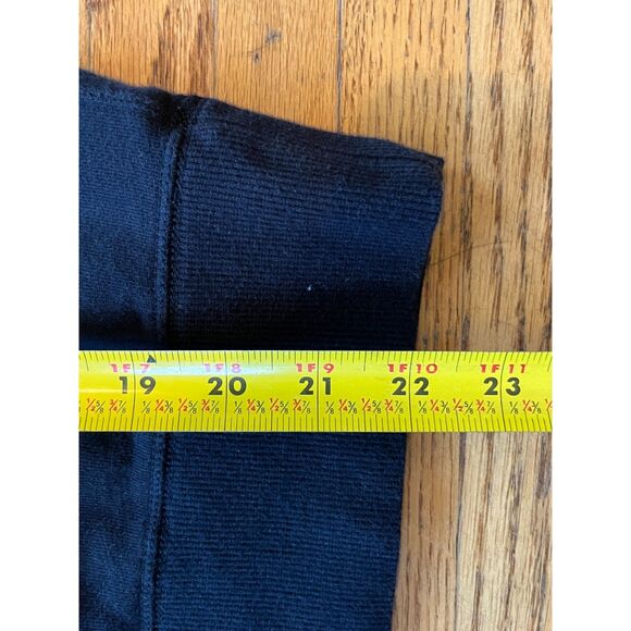 KAWS x UT Uniqlo Black 100% Cotton Pullover Sweatshirt Top   Women's Size XS - Picture 8 of 10